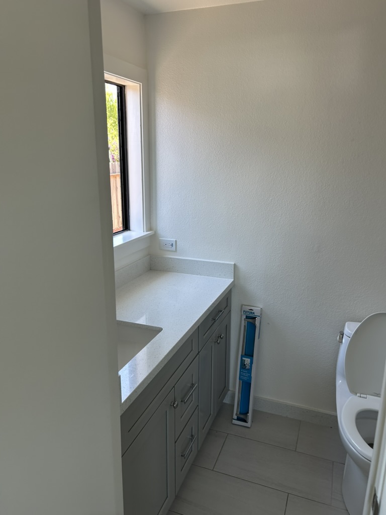 Bathroom vanity